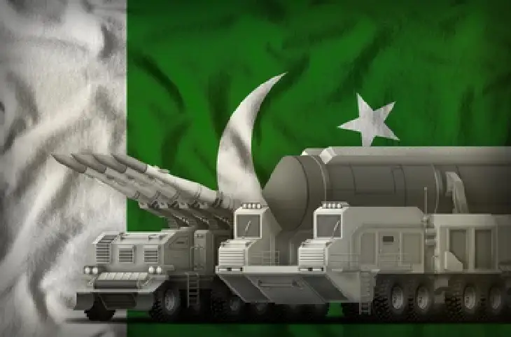 क्यों छीन सकते हैं पाकिस्तान के Nuclear Weapon? बड़ा खुलासा