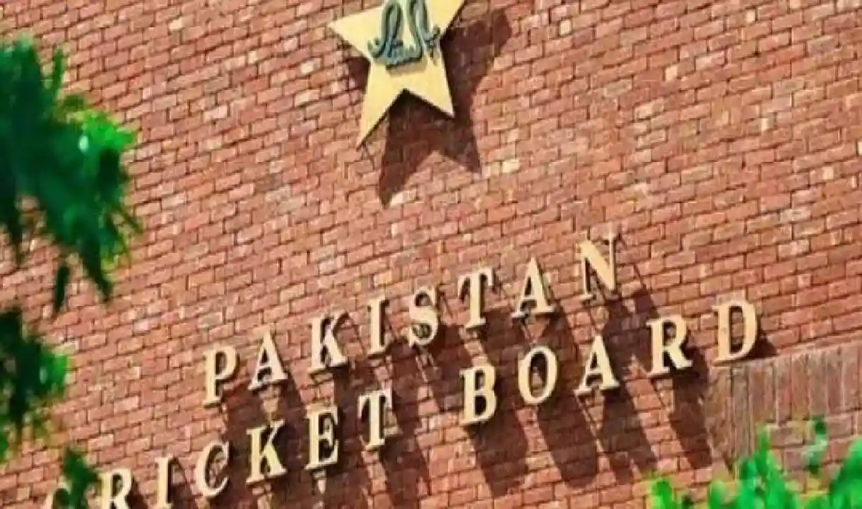 कंगाल पाकिस्तान का एक और क्रिकेटर निकला भ्रष्ट, 2 साल के लिए हुआ निलंबित