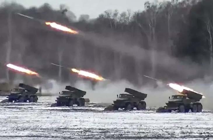 भयंकर तबाही से जल रहा Ukraine, रूस की इन मिसाइलों ने तोड़ी जेलेंस्की की कमर