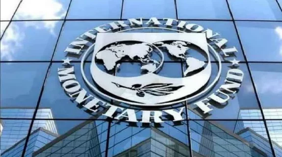 IMF ने दिए यूक्रेन को 15.6 अरब डॉलर, भीख मांगता रह गया पाकिस्तान