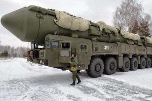 दुनिया पर फिर मंडराया खतरा? कहर बरपाएगी रूस की महाविनाशक परमाणु मिसाइल, US तक तबाही