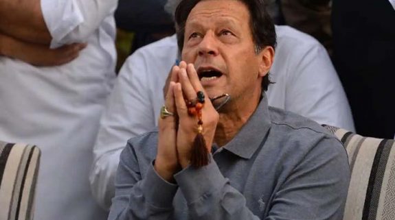 Imran Khan ने सरकार पर रैली को विफल करने के लिए कार्यकर्ताओं को खड़ा करने का लगाया आरोप