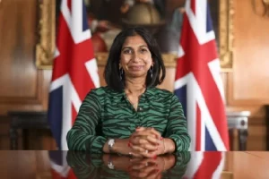 ब्रिटिश गृह सचिव ने ‘ब्रिटिश पाकिस्तानी पुरुषों’ के कुख्यात ग्रूमिंग गिरोहों को लेकर फिर लगायी आवाज़
