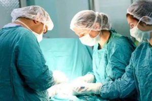 अमेरिकी डॉक्टरों का कमाल, दुनिया में पहली बार मां के पेट में कर डाली बच्चे के ब्रेन की सर्जरी