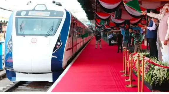 Vande Bharat Express : जिसकी चर्चा के बिना भारतीय रेलवे की चर्चा अधूरी
