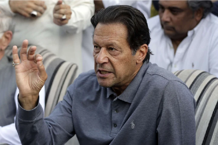 पाक सुप्रीम कोर्ट ने Imran Khan को तुरंत रिहा करने का दिया आदेश, गिरफ्तारी को बताया ‘अवैध’