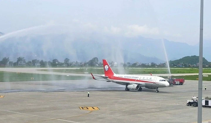 पोखरा अंतर्राष्ट्रीय हवाई अड्डे को लेकर चीन और नेपाल के बीच रार: बीजिंग ने बताया BRI परियोजना का हिस्सा, तो नेपाल ने किया इन्कार