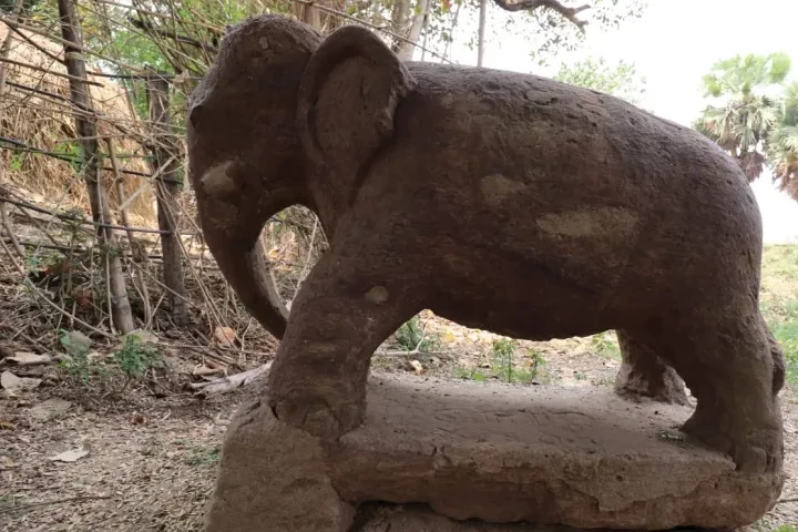 ओडिशा के पुरी ज़िले में 2,300 साल पुरानी हाथी की मूर्ति की खोज