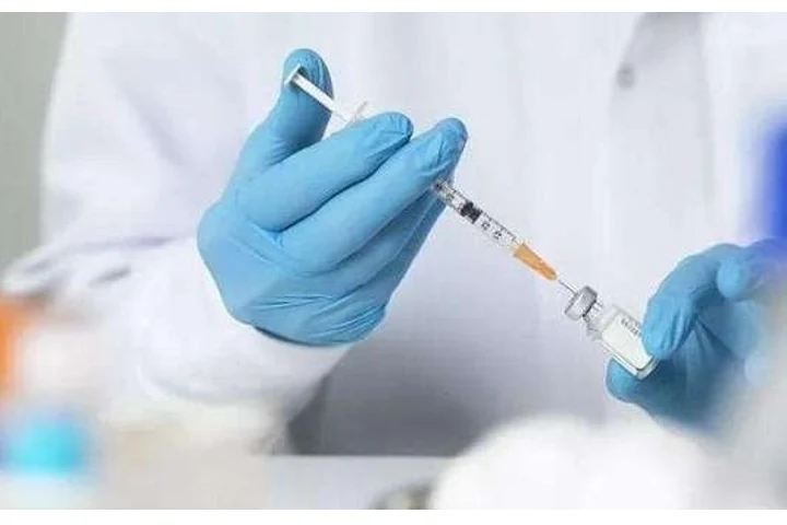 Omicron-Specific Covid Vaccine: भारत-निर्मित वैक्सीन को Booster Dose के रूप में उपयोग को मिली मंज़ूरी  
