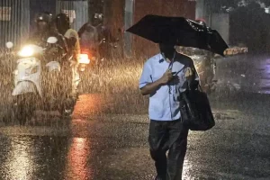 Weather Forcast: तेलंगाना और कर्नाटक में भारी बारिश की संभावना  