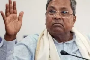 कर्नाटक CM सिद्धारमैया की तानाशाही कार्यशैली,लामबंद हुए अपने-पराये