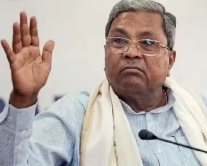 कर्नाटक CM सिद्धारमैया की तानाशाही कार्यशैली,लामबंद हुए अपने-पराये