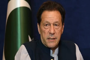 Pakistan के पूर्व प्रधानमंत्री इमरान खान फिर हो सकते हैं गिरफ्तार! EC ने जारी किया गैर-जमानती वारंट।