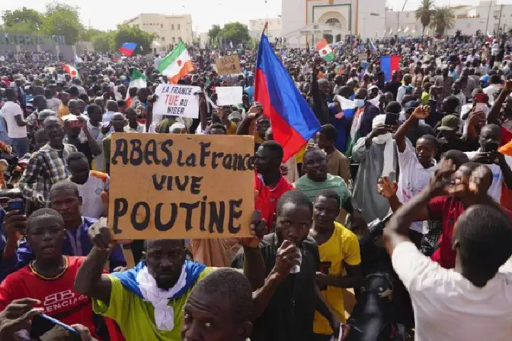 नाइजरिया में सैन्य तख़्तापलट: कहीं Russian हाथ तो नहीं  !