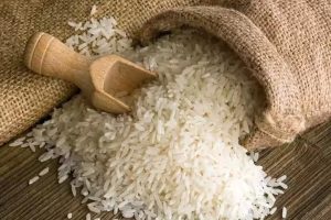भारत ने लगाई चावल के निर्यात पर रोक तो मचा हाहाकार, इन देशों पर सबसे ज्यादा असर
