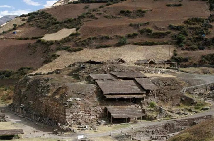 पेरू में प्राचीन मंदिर की खोज! पुरातत्वविदों को मिला सालों पुराना गलियारा, खुलेंगे और भी रहस्य