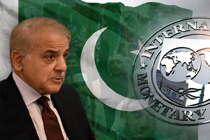 भयानक संकट का शिकार हुआ पाकिस्तान! IMF की इस चेतावनी से बोखलाए Shahbaz