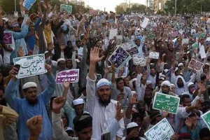Ahmadiyya In Trouble:तहरीक-ए-लबियाक के दबाव में छह अहमदिया गिरफ्तार