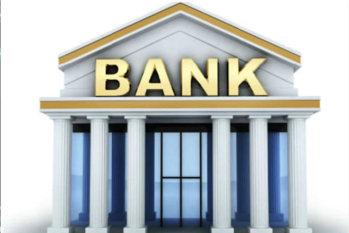 Banks charge:क्या आपके बैंक अकाउंट से हर महीने कट जाते हैं पैसे,तो जानिए आख़िर कहां जाता है आपका पैसा?