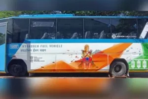 PM मोदी ने निभाया वादा! भारत की पहली हाइड्रोजन बस का ट्रायल रन लद्दाख की सड़कों पर हुआ शुरू