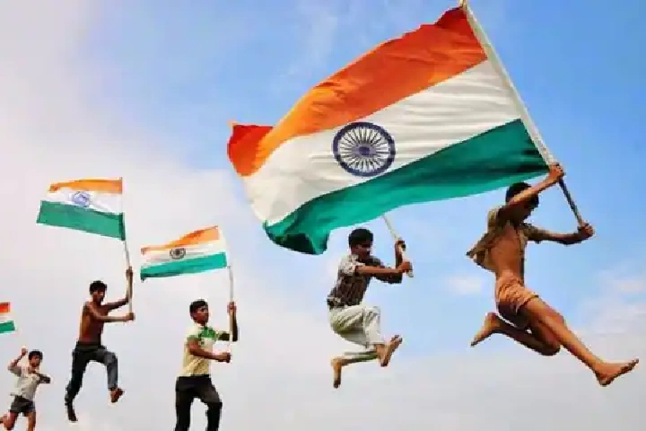Independence Day Special:देश मना रहा है 77वां स्वतंत्रता दिवस,खिलाड़ियों ने भी सोशल मीडिया के जरिए देशवासियो को दी बधाई