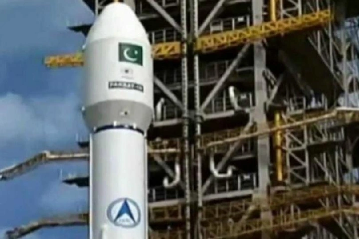 भारत से पहले Pakistan ने लॉन्च किया था रॉकेट,कैसे फेल हुआ जिन्ना का देश?