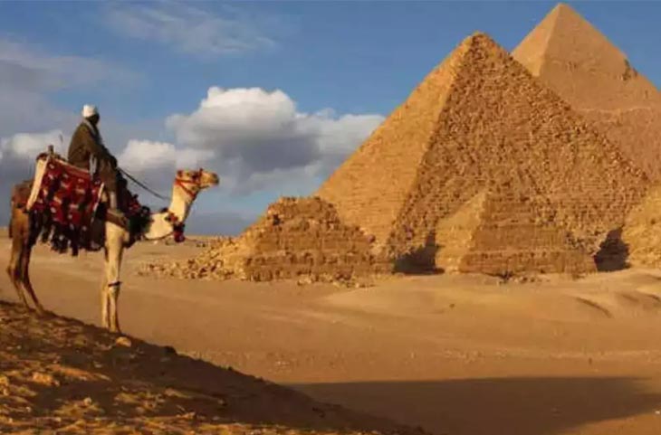 पिरामिड के रहस्य का चौंकाने वाला खुलासा! एलियन लाए थे मिस्र से 23 लाख व‍िशाल पत्थर