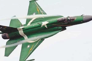 दुनिया में China-Pakistan के JF-17  की थू-थू , फाइटर जेट के नाम पर बेच रहे कबाड़