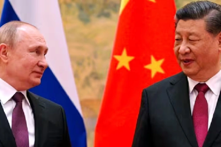 Jinping-Putin की दोस्ती दिखाने लगी असर, America के ‘दरवाजे’ पर भेजे 11 युद्धपोत