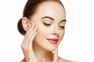 Skin Care: रोज़ चेहरे पर कर लें इस चीज़ का मसाज, होंगे कमाल के फायदे